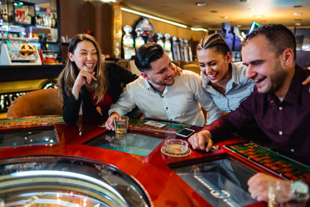 macanslot138 platform dashboard showing featured games and live casino options together